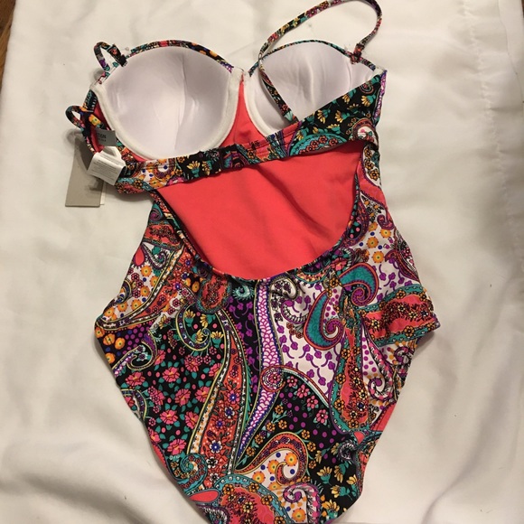 Kenneth Cole Reaction multi color one piece - Picture 2 of 5